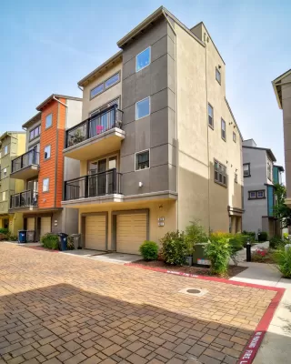 Photo #4: 222071794 Listing