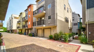 Photo #6: 222071794 Listing