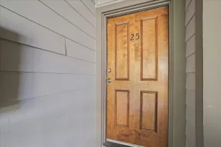 Photo #1: 222071809 Listing