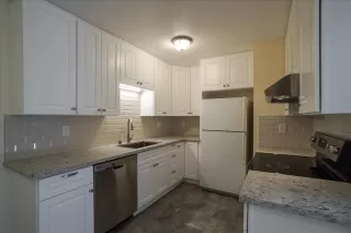 Photo #6: 222071809 Listing