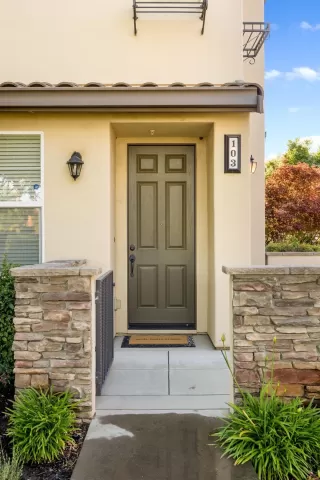 Photo #1: 222072289 Listing 