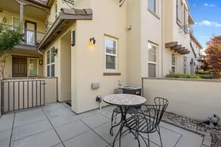 Photo #3: 222072289 Listing 