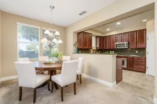Photo #5: 222072289 Listing 