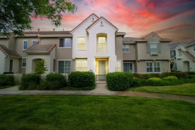 MLS: 222073009 Condo For Sale