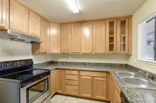 Photo #6: 222073528 Listing 