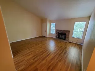 Photo #4: 222073867 Listing 