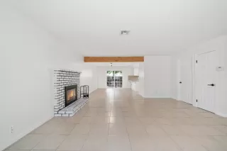 Photo #4: 222074011 Listing 