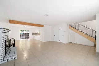 Photo #5: 222074011 Listing 