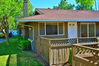 Photo #1: 222075182 Listing