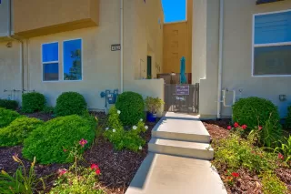 Photo #2: 222075464 Listing 