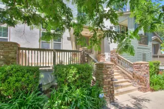 Photo #5: 222075729 Listing