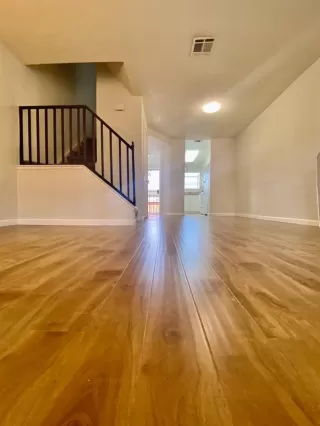 Photo #5: 222076090 Listing 