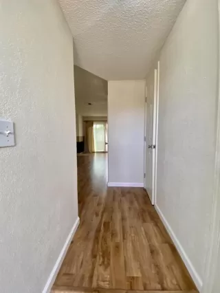 Photo #6: 222076090 Listing 