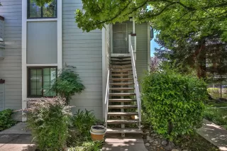 Photo #5: 222076625 Listing 