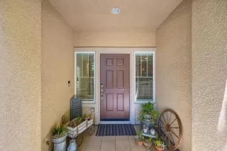 Photo #2: 222076944 Listing