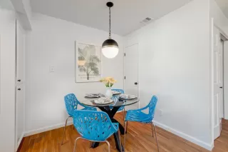 Photo #5: 222076981 Listing