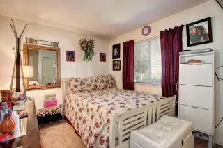 Photo #3: 222077070 Listing