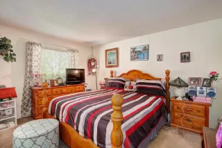 Photo #5: 222077070 Listing