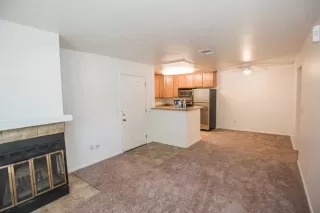 Photo #5: 222077796 Listing