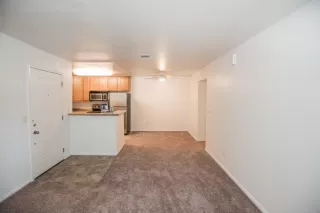 Photo #6: 222077796 Listing