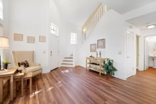 Photo #4: 222078172 Listing