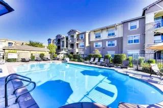 Photo #1: 222078265 Listing