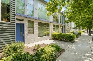 Photo #2: 222078486 Listing