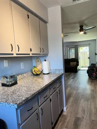 Photo #3: 222078499 Listing