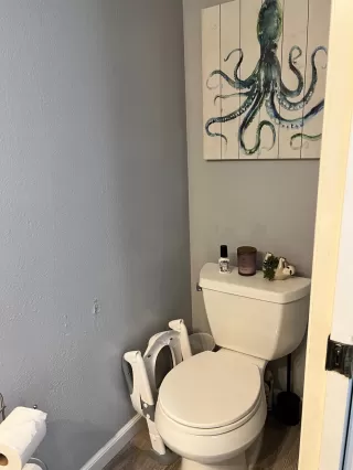 Photo #5: 222078499 Listing