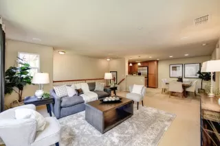 Photo #5: 222078706 Listing