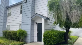 Photo #2: 222079207 Listing