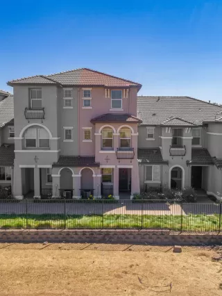 Photo #2: 222079478 Listing