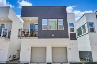 Photo #3: 222079585 Listing