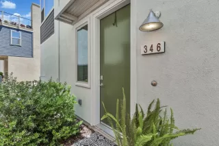 Photo #5: 222079585 Listing