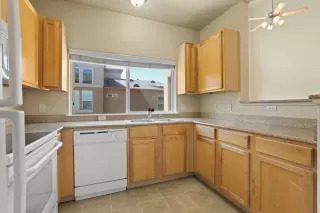 Photo #6: 222080579 Listing