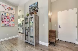 Photo #3: 222081031 Listing