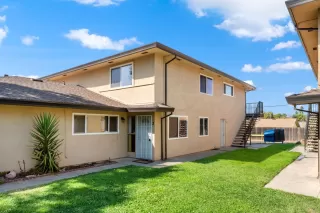 Photo #2: 222081858 Listing