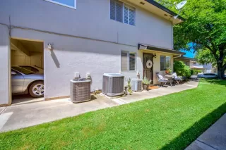 Photo #2: 222082240 Listing 