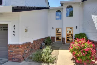 Photo #2: 222082340 Listing 