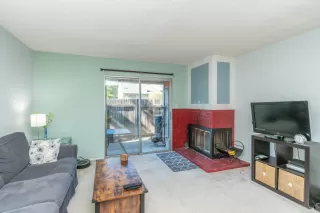 Photo #5: 222082384 Listing