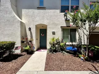 Photo #1: 222082450 Listing 