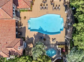 Photo #4: 222082515 Listing