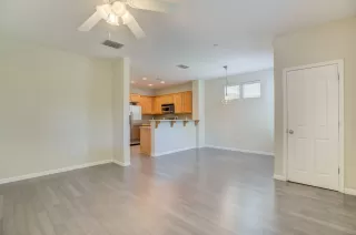 Photo #3: 222082593 Listing 