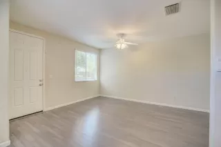 Photo #4: 222082593 Listing 