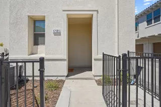 Photo #4: 222083028 Listing 