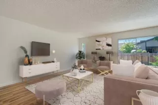 Photo #1: 222083081 Listing