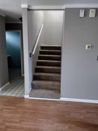 Photo #4: 222084143 Listing