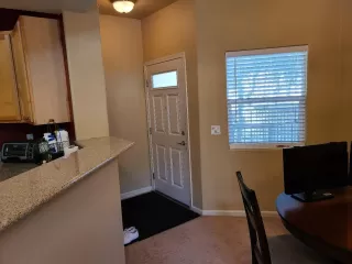 Photo #3: 222084482 Listing