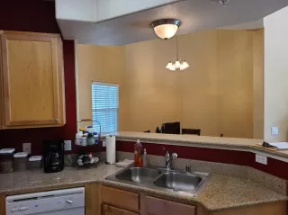 Photo #5: 222084482 Listing