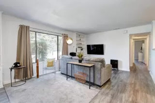Photo #6: 222084680 Listing